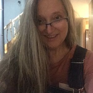 Meet your Posher, Cris